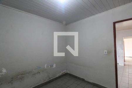 Quarto 1 de casa para alugar com 2 quartos, 100m² em Jardim Caguassu, São Paulo