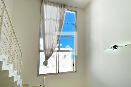 Hall da Escada de apartamento para alugar com 5 quartos, 220m² em Buritis, Belo Horizonte