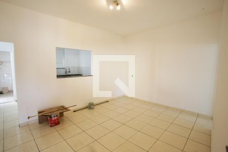 Sala de casa para alugar com 1 quarto, 85m² em Jacarepaguá, Rio de Janeiro