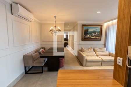 Sala de apartamento para alugar com 3 quartos, 74m² em Cambuí, Campinas