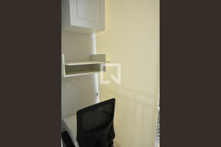 Quarto 1 detalhe na varanda de apartamento à venda com 2 quartos, 69m² em Retiro, Jundiaí