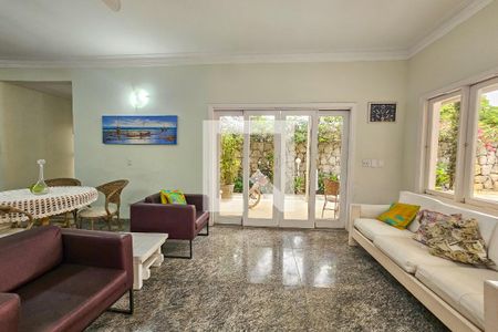 Casa para alugar com 5 quartos, 410m² em Jardim Guaiuba, Guarujá