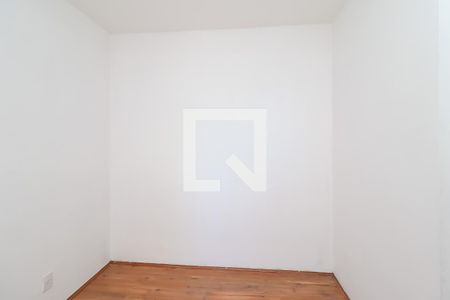 Quarto 1 de apartamento para alugar com 2 quartos, 32m² em Itaquera, São Paulo