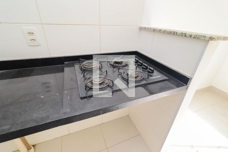 Sala/Cozinha de apartamento para alugar com 2 quartos, 32m² em Itaquera, São Paulo