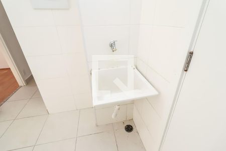 Sala/Cozinha de apartamento para alugar com 2 quartos, 32m² em Itaquera, São Paulo