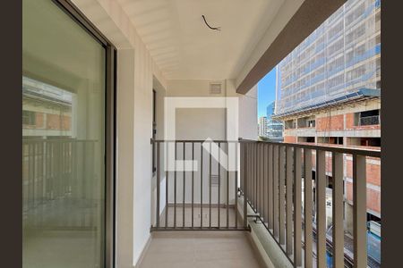 Sacada  de kitnet/studio à venda com 1 quarto, 25m² em Itaim Bibi, São Paulo