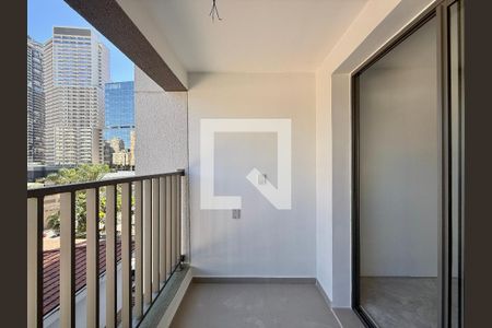 Sacada  de kitnet/studio à venda com 1 quarto, 25m² em Itaim Bibi, São Paulo