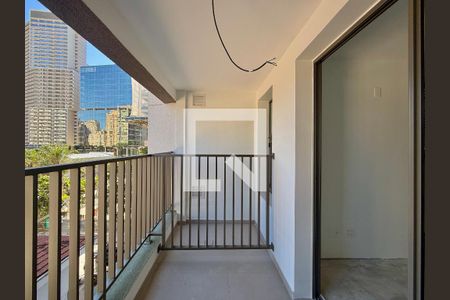 Sacada  de kitnet/studio à venda com 1 quarto, 26m² em Itaim Bibi, São Paulo