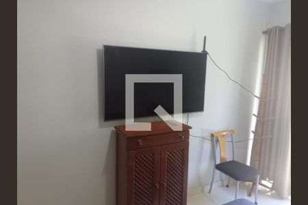 Quarto de apartamento para alugar com 2 quartos, 56m² em Vila Alzira, Guarujá