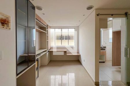 Sala de apartamento para alugar com 2 quartos, 60m² em Manacás, Belo Horizonte