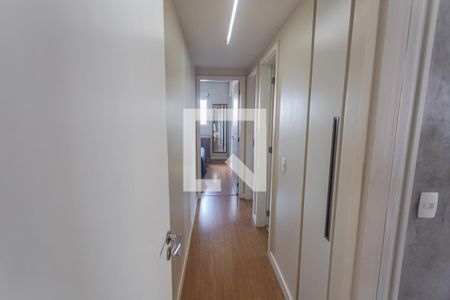Corredor de apartamento para alugar com 3 quartos, 103m² em Santo Agostinho, Belo Horizonte