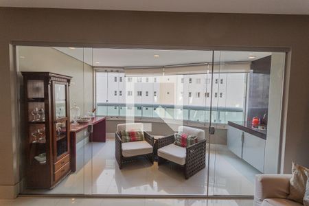 Apartamento para alugar com 3 quartos, 103m² em Santo Agostinho, Belo Horizonte