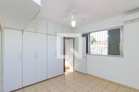Quarto 1 de casa para alugar com 4 quartos, 360m² em Parque Sao Domingos, São Paulo