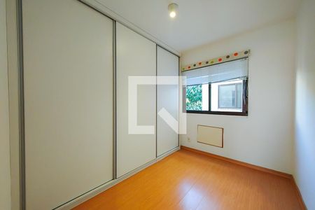 Quarto de apartamento para alugar com 2 quartos, 95m² em Botafogo, Rio de Janeiro