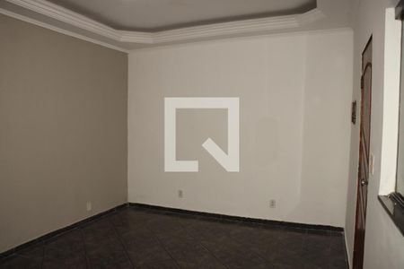 Casa para alugar com 2 quartos, 200m² em Jardim Guairaca, São Paulo