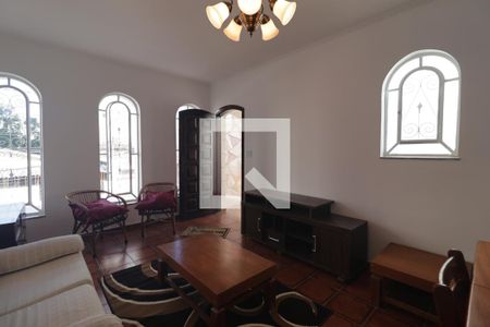 Sala de casa à venda com 3 quartos, 200m² em Vila São José, São Paulo