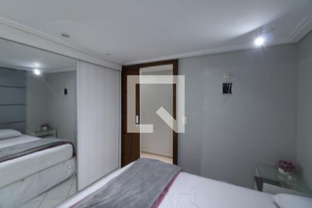 Quarto 1 de casa para alugar com 2 quartos, 250m² em Jardim Melo, Diadema
