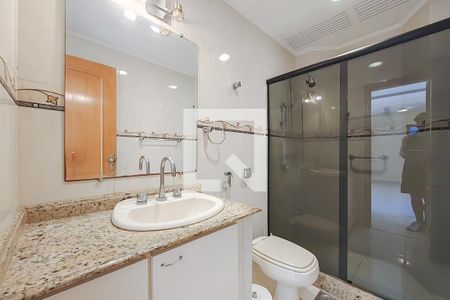 Banheiro  de apartamento para alugar com 1 quarto, 60m² em Flamengo, Rio de Janeiro