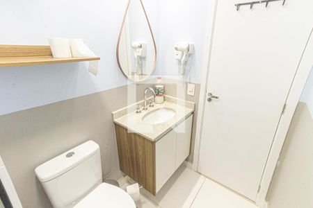 Banheiro de apartamento para alugar com 1 quarto, 21m² em Belenzinho, São Paulo