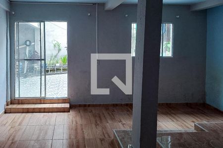 Casa à venda com 6 quartos, 250m² em Jardim Campinas, São Paulo