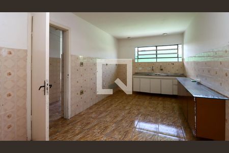 Cozinha  de casa para alugar com 2 quartos, 140m² em Jardim Amalia, São Paulo