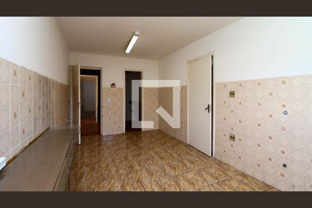 Cozinha  de casa para alugar com 2 quartos, 140m² em Jardim Amalia, São Paulo