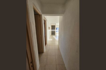 Corredor  de apartamento para alugar com 2 quartos, 66m² em Partenon, Porto Alegre