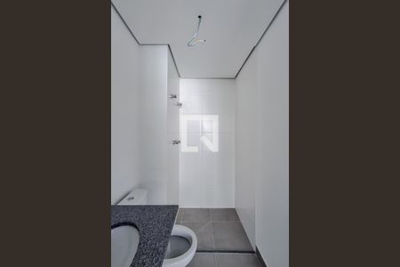 Banheiro de kitnet/studio à venda com 1 quarto, 24m² em Liberdade, São Paulo