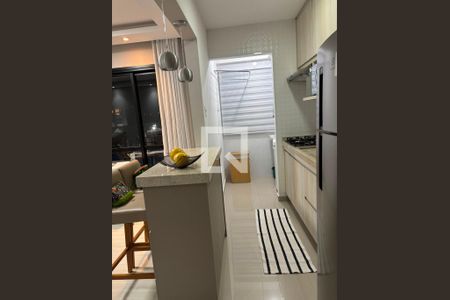 Cozinha de apartamento para alugar com 2 quartos, 75m² em Jardim California, Jacareí