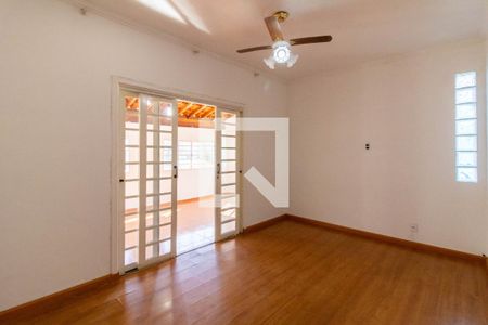 Sala 2 de casa para alugar com 3 quartos, 150m² em Vila Galvão, Guarulhos