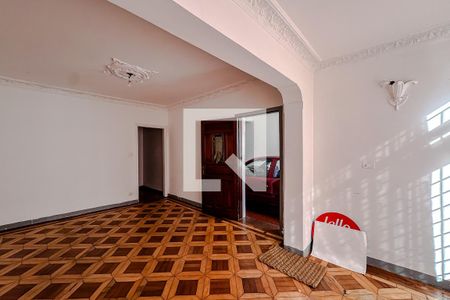 Sala de casa à venda com 4 quartos, 248m² em Vila Bertioga, São Paulo