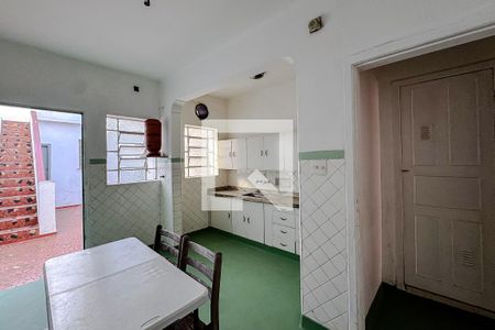 Cozinha de casa à venda com 4 quartos, 248m² em Vila Bertioga, São Paulo