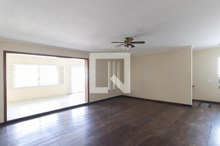 Sala de casa para alugar com 4 quartos, 240m² em Burgo Paulista, São Paulo