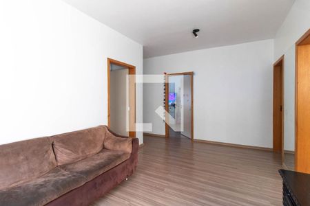 Sala de casa à venda com 3 quartos, 528m² em São José, Porto Alegre