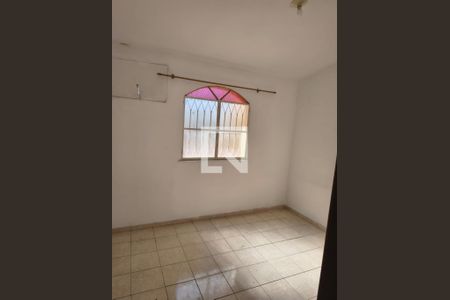 Quarto de casa de condomínio para alugar com 2 quartos, 54m² em Ponto Chic, Nova Iguaçu