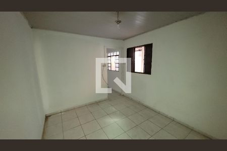 Sala 1 de casa à venda com 5 quartos, 250m² em Parque São Lucas, São Paulo