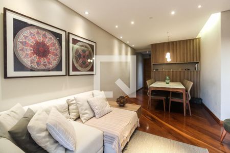 Sala  de apartamento à venda com 2 quartos, 64m² em Vila Azevedo, São Paulo
