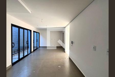 Sala de casa de condomínio à venda com 3 quartos, 168m² em Chácara Primavera, Campinas