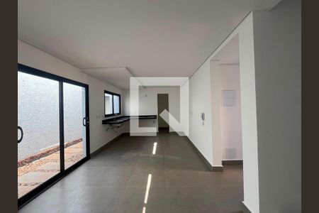 Sala de casa de condomínio à venda com 3 quartos, 168m² em Chácara Primavera, Campinas