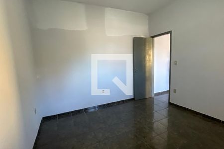 Quarto de casa para alugar com 2 quartos, 75m² em São Bento, Duque de Caxias