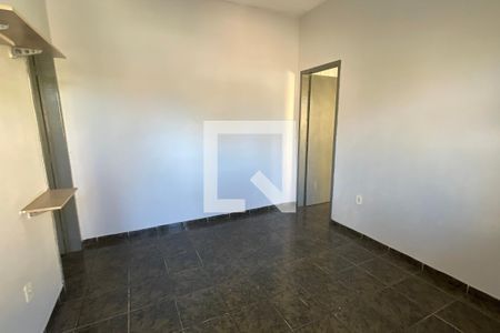 Casa para alugar com 2 quartos, 75m² em São Bento, Duque de Caxias