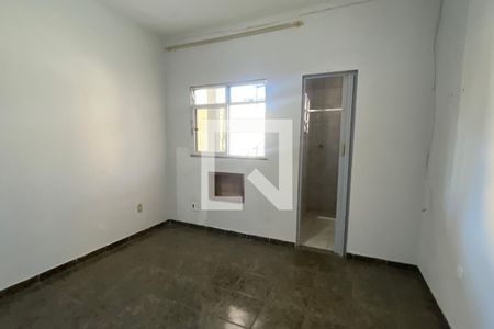 Quarto de casa para alugar com 2 quartos, 75m² em São Bento, Duque de Caxias