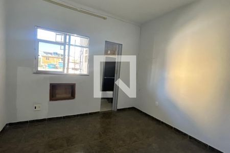 Quarto de casa para alugar com 2 quartos, 75m² em São Bento, Duque de Caxias