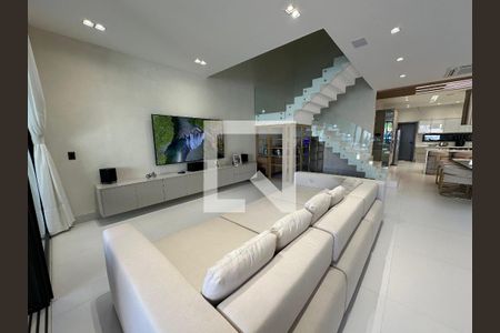 Sala de casa para alugar com 4 quartos, 600m² em Recreio dos Bandeirantes, Rio de Janeiro