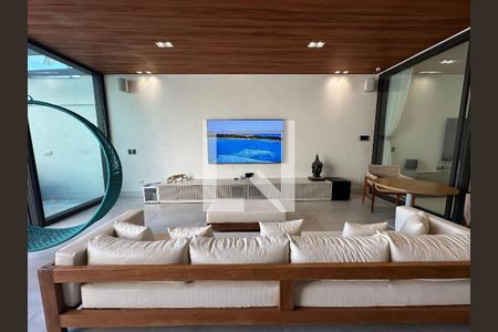 Sala de casa para alugar com 4 quartos, 600m² em Recreio dos Bandeirantes, Rio de Janeiro