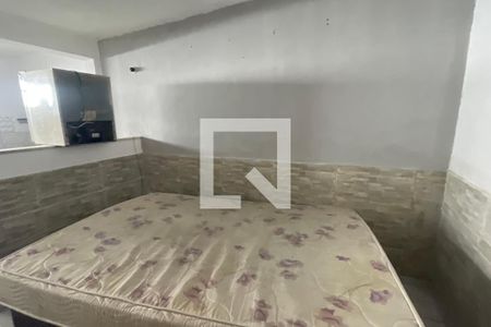 Quarto de casa para alugar com 2 quartos, 50m² em São Bento, Duque de Caxias