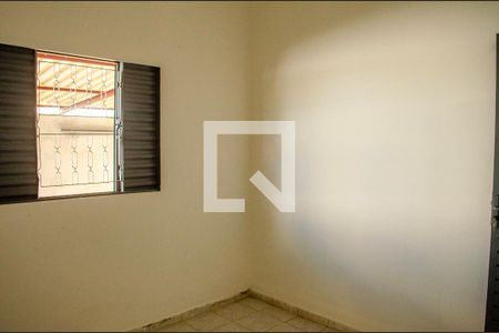 Quarto 1 de casa para alugar com 3 quartos, 66m² em Jardim Olimpico, Goiânia