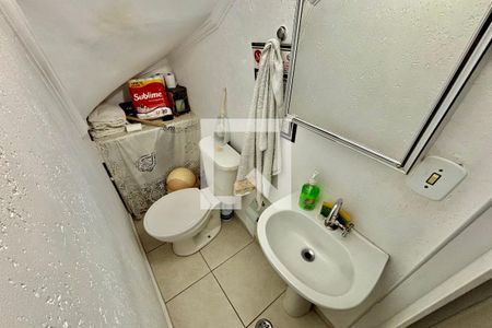 Banheiro de casa à venda com 2 quartos, 100m² em Jardim Maringa, São Paulo