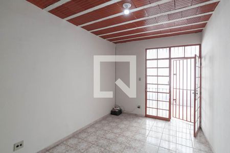 Sala de casa de condomínio à venda com 3 quartos, 49m² em Santa Branca, Belo Horizonte