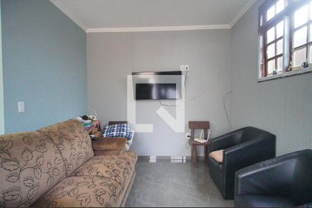 Sala de casa à venda com 2 quartos, 90m² em Vicentina, São Leopoldo